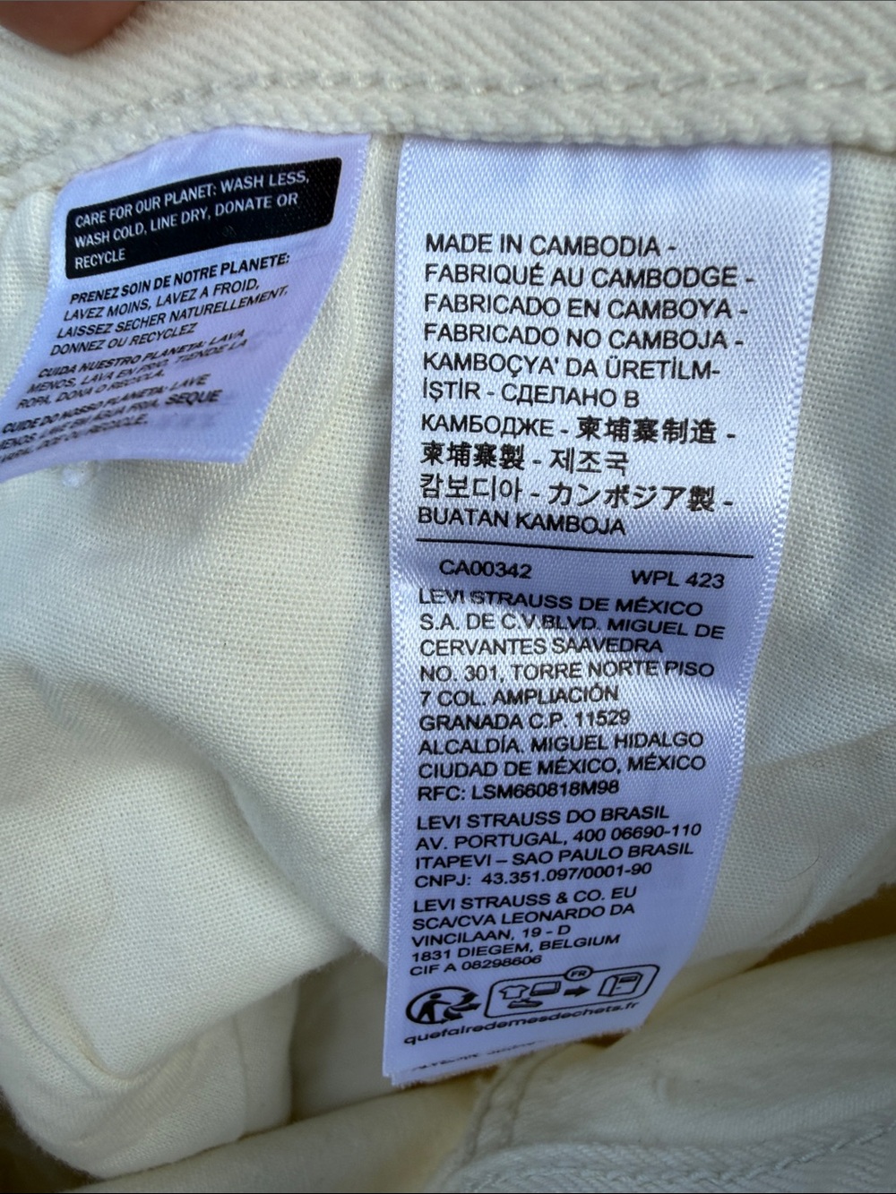 Levi’s | 501 Original Cropped Womens Jeans Ecru White size 23 L26 - Picture 6 of 9